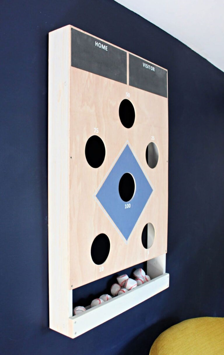 Educational game Pappado "Cornhole on the wall"