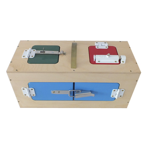 Floor board "Chest with locks" Teddy bear