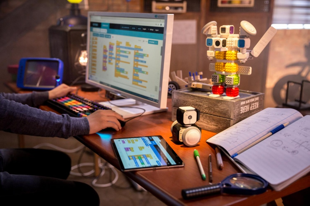 Set for learning advanced programming with artificial intelligence "Alyosha" PRO Technik