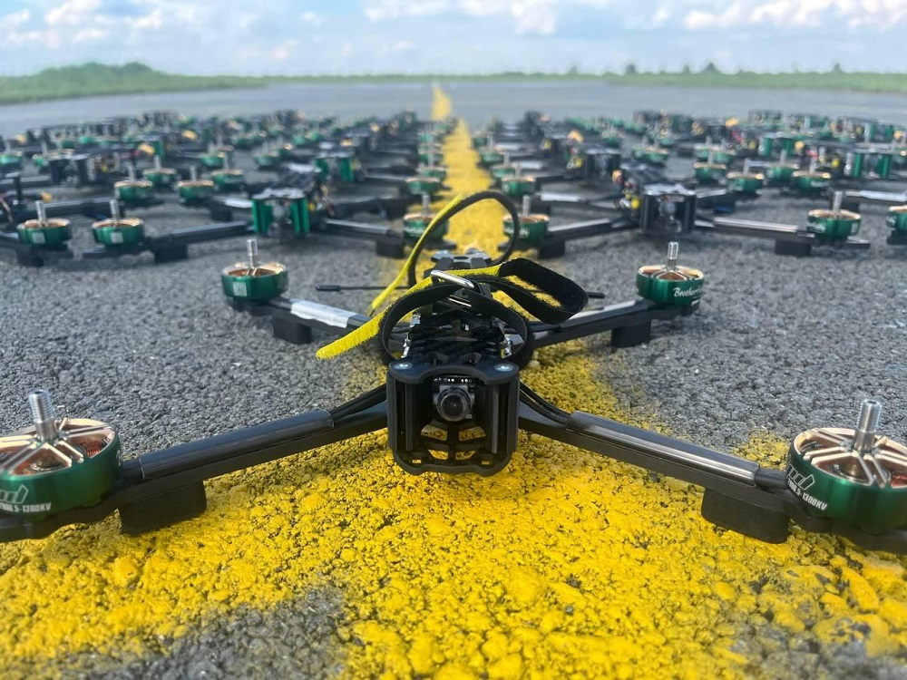 Drone URAL-7 RX: TBS Crossfire / VTX: 1.2 GHz