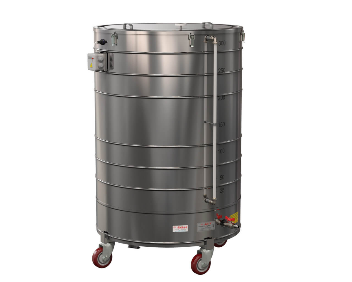Collection tank for storing purified water Livam S-300