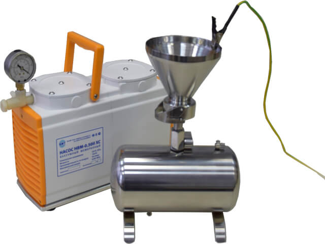 Vacuum filtration device for assessing the purity of petroleum products PVF-47/2 N B (M2)