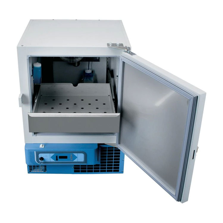 Refrigerator for storing blood components Thermo Scientific Forma FRBB 404V
