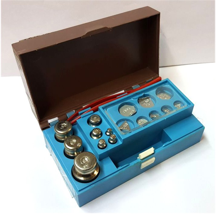 Set of weights G-4-111.10 (from 10 mg to 50 g, 4 cl.)