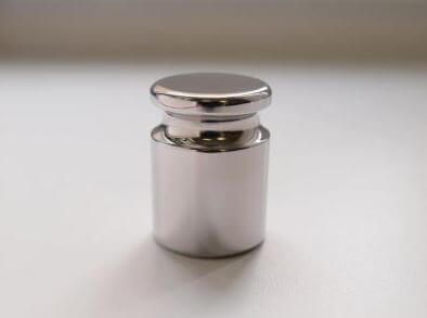 Cylindrical weight P 5 g F1 TsP-S (with groove, with verification)