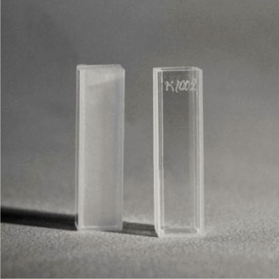 Quartz cuvettes with lid for SF