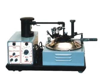 TVZ apparatus for determining the flash point in a closed crucible