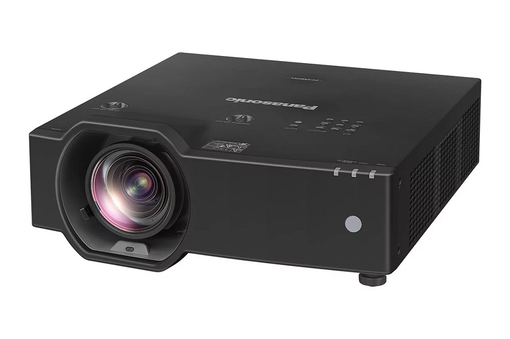 Мультимедийный проектор Panasonic PT-VMZ6STBEJ